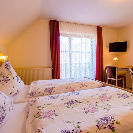 Otel Gaestehaus Sonne 3*