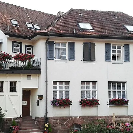 Gaestehaus Sonne فندق غرنباخ
