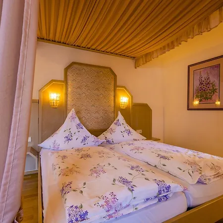Gaestehaus Sonne فندق غرنباخ