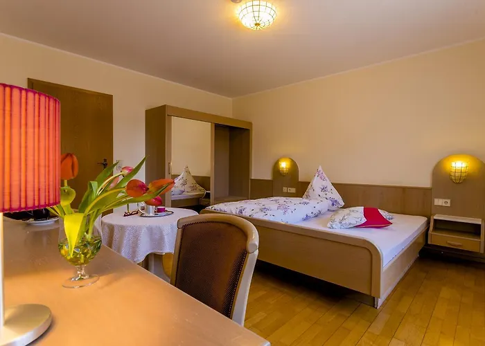 Hotel Gaestehaus Sonne Gernsbach